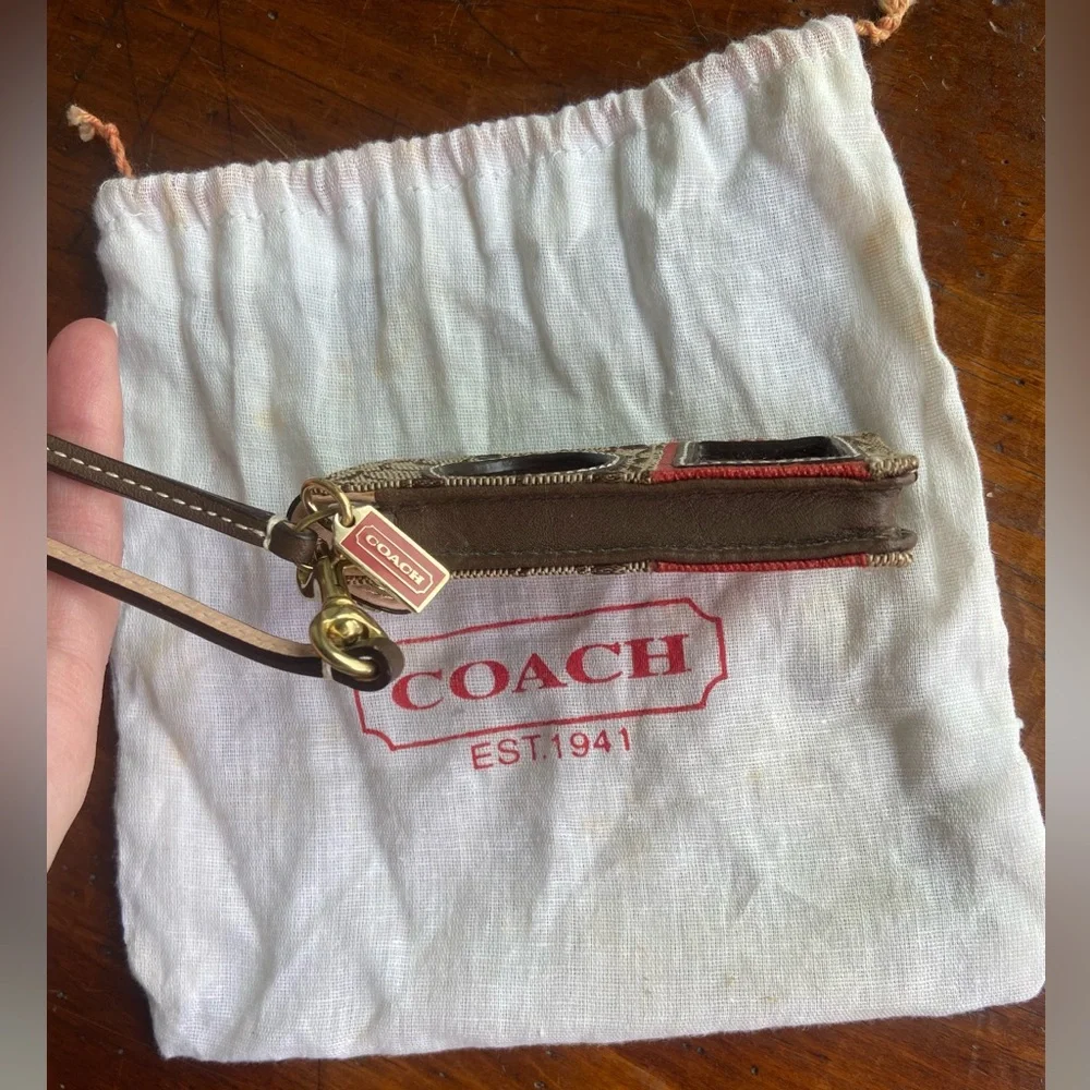 Coach iPod Nano Wristlet